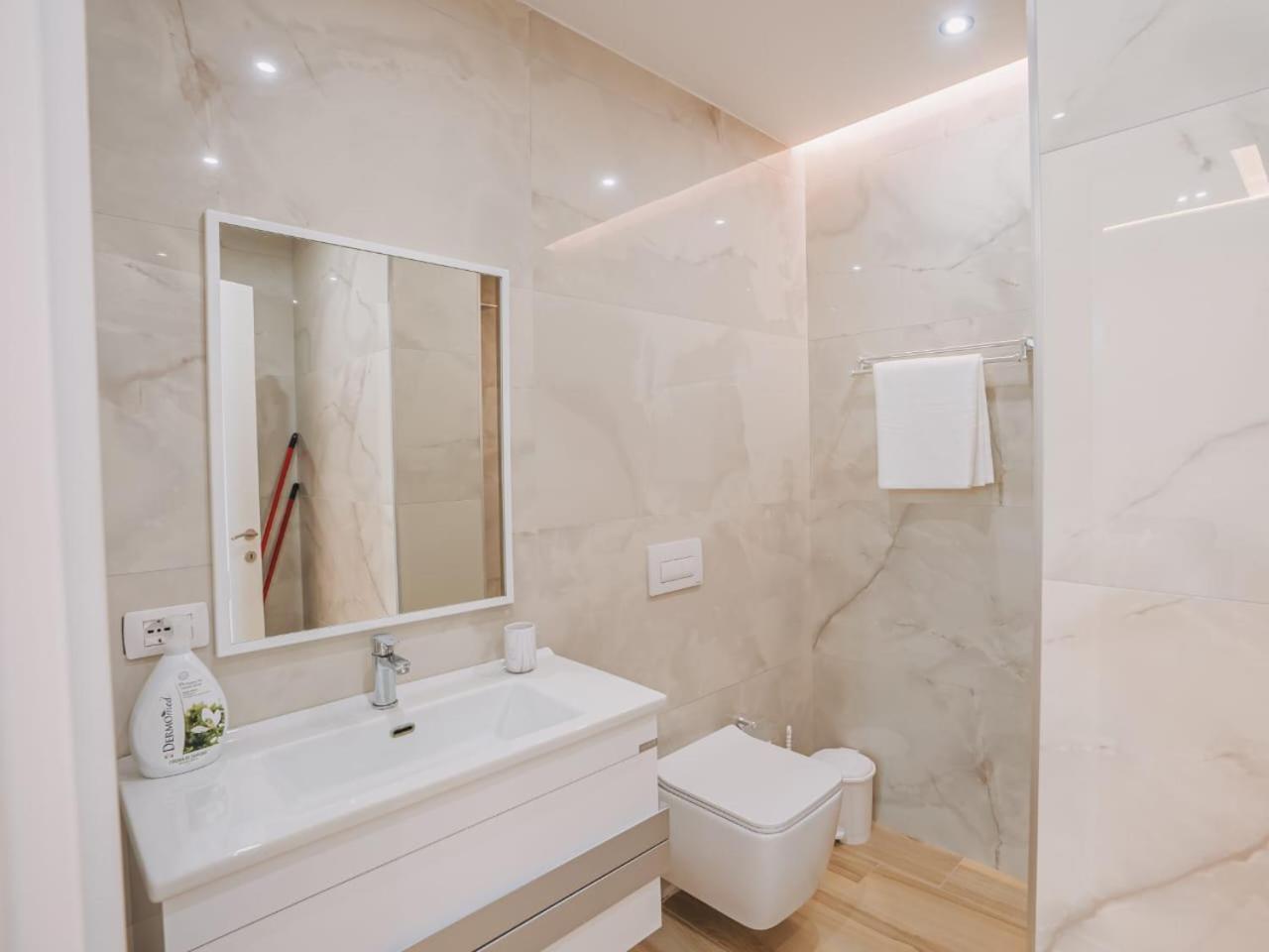 Jd Luxury Apartments Vlora Kültér fotó